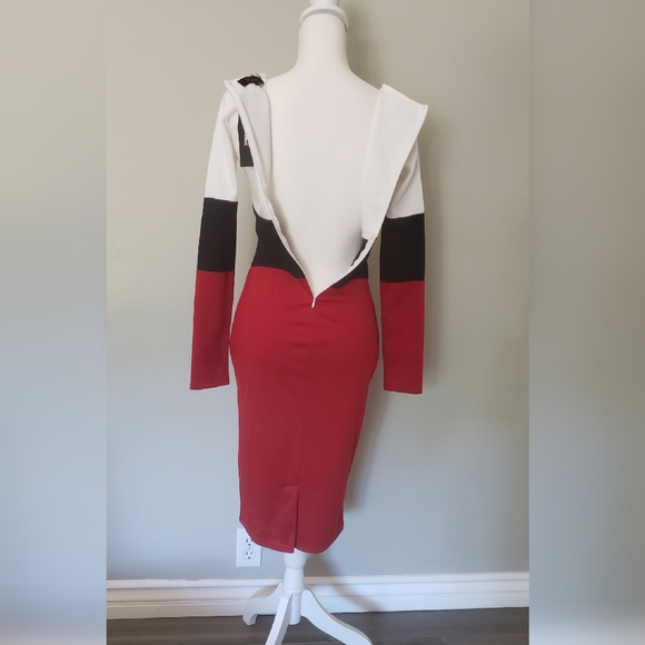 Elegant Tri-Color Dress Size S - Picture 4 of 6